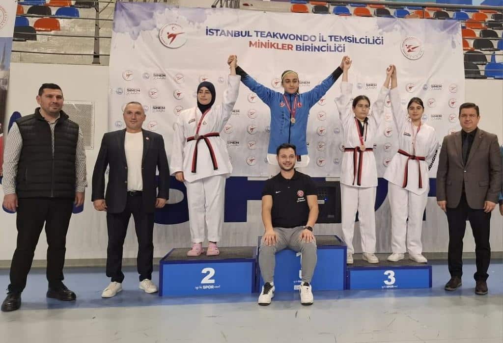 Akademik başarılarımızın yanında sportif alandaki başarılarımızla da gururluyuz...:)